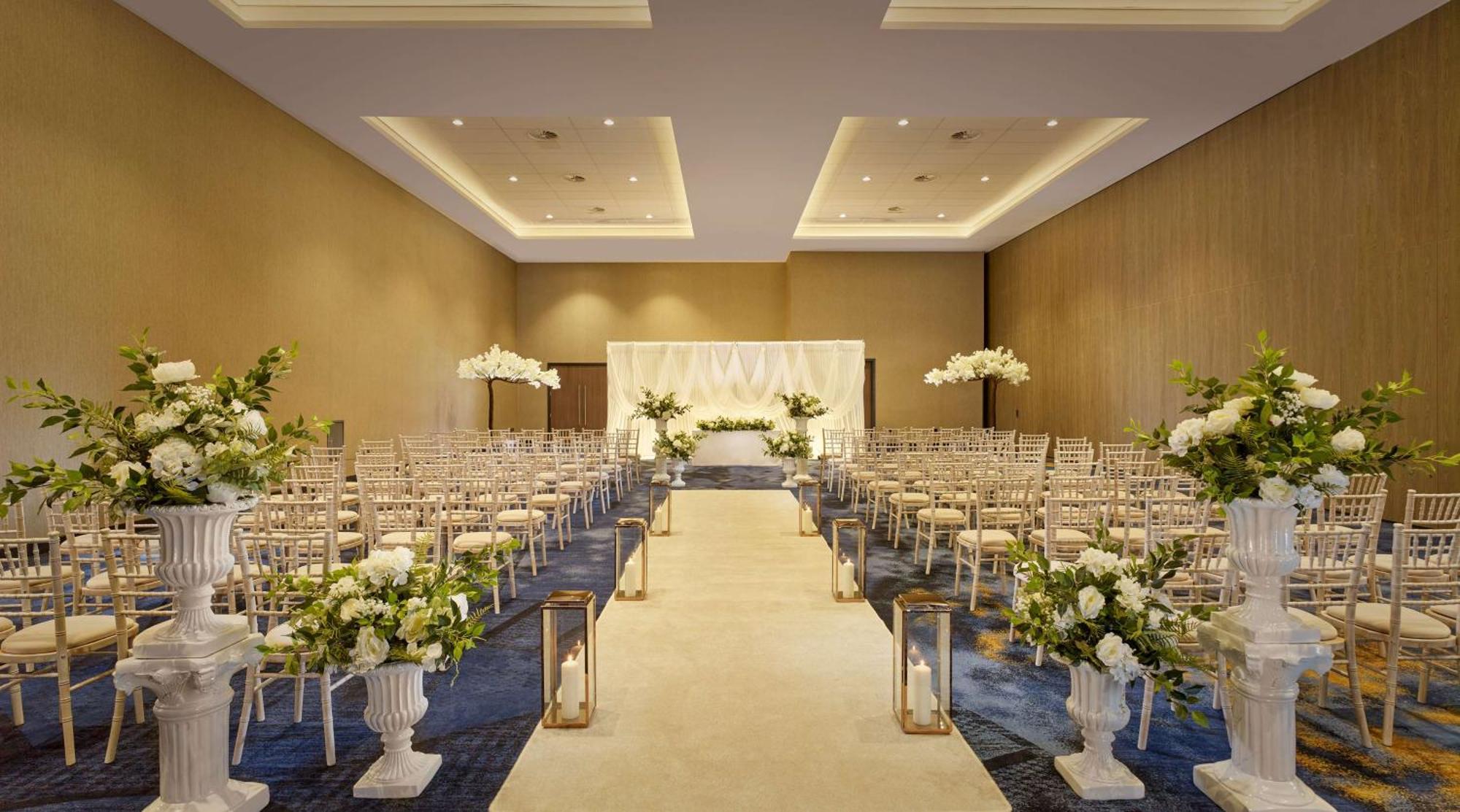 Doubletree By Hilton Hull Hotel 4*
